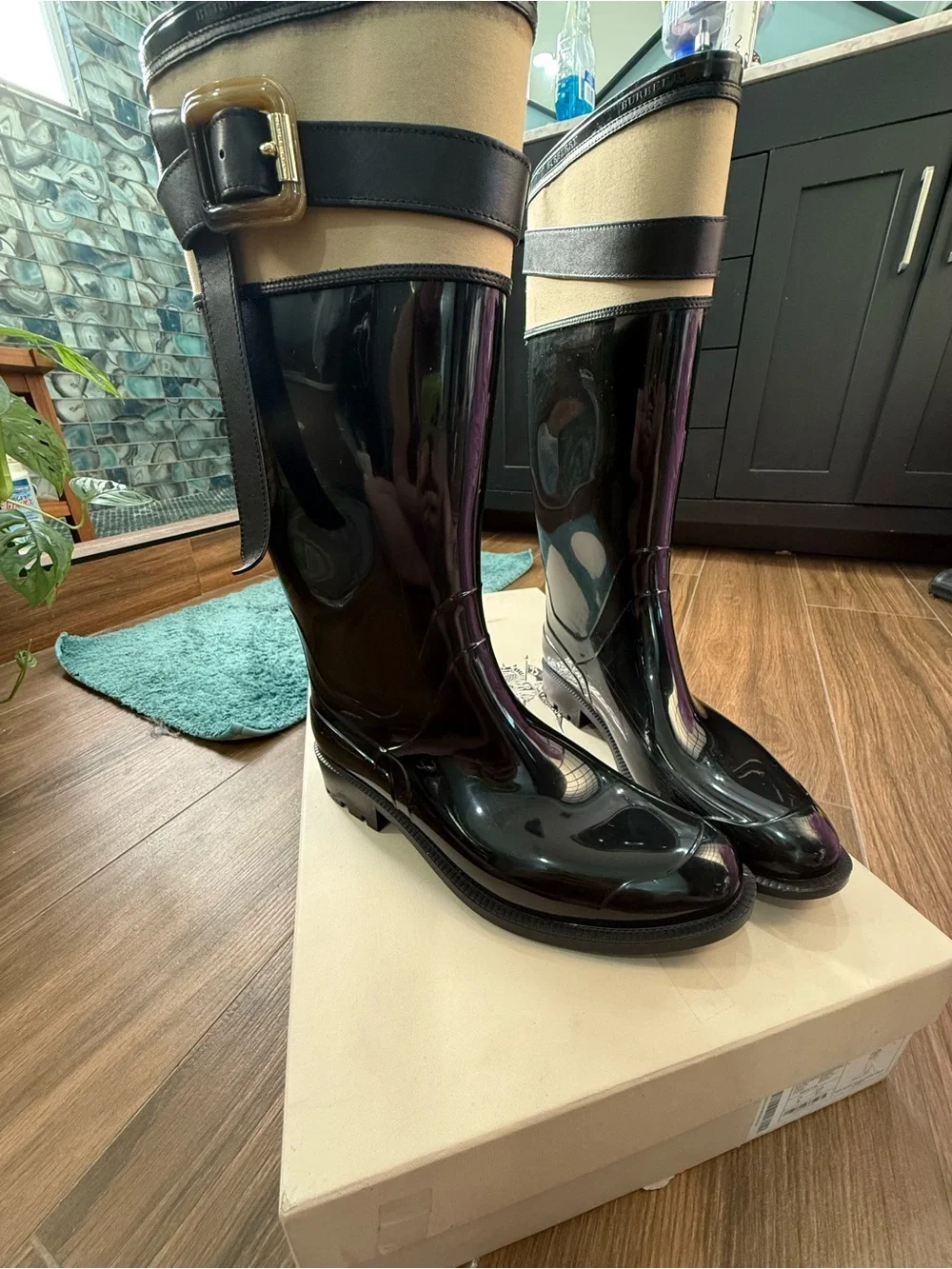 Burberry Rare hard to find rain boots size 41